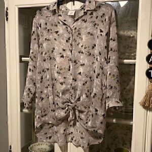 Cabi XS polyester button down blouse C